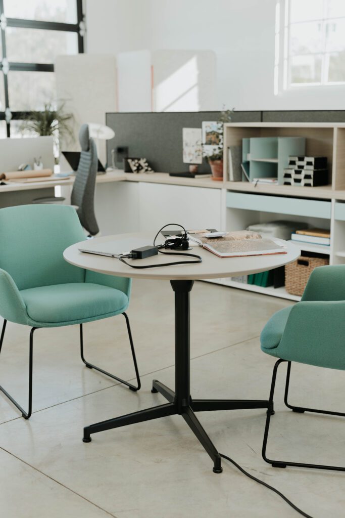 Poppy Guest with Power Ready Jive X Base Table, Be_Hold Storage and Fern Task Chair